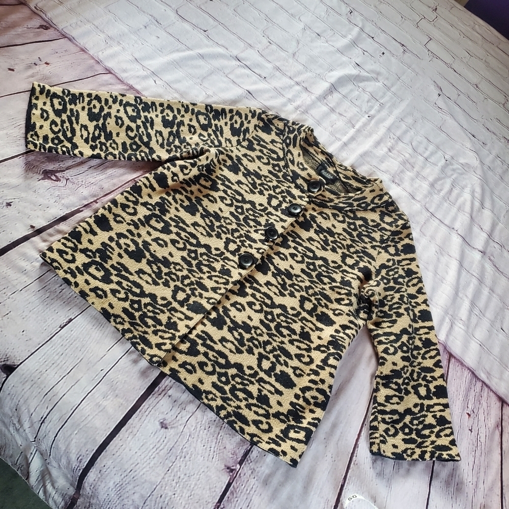 Peck And Peck Weekend Animal Print Cardigan Button Front Size Small